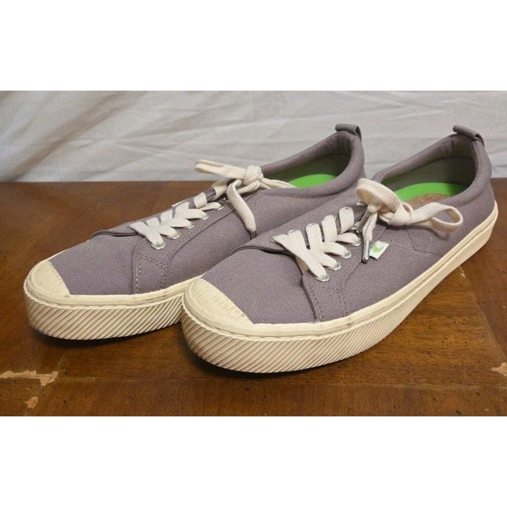 Cariuma Oca Low Canvas Sneaker Womens Sz 10 Mens Sz 8.5 Mystic Gray Lace Up Shoe